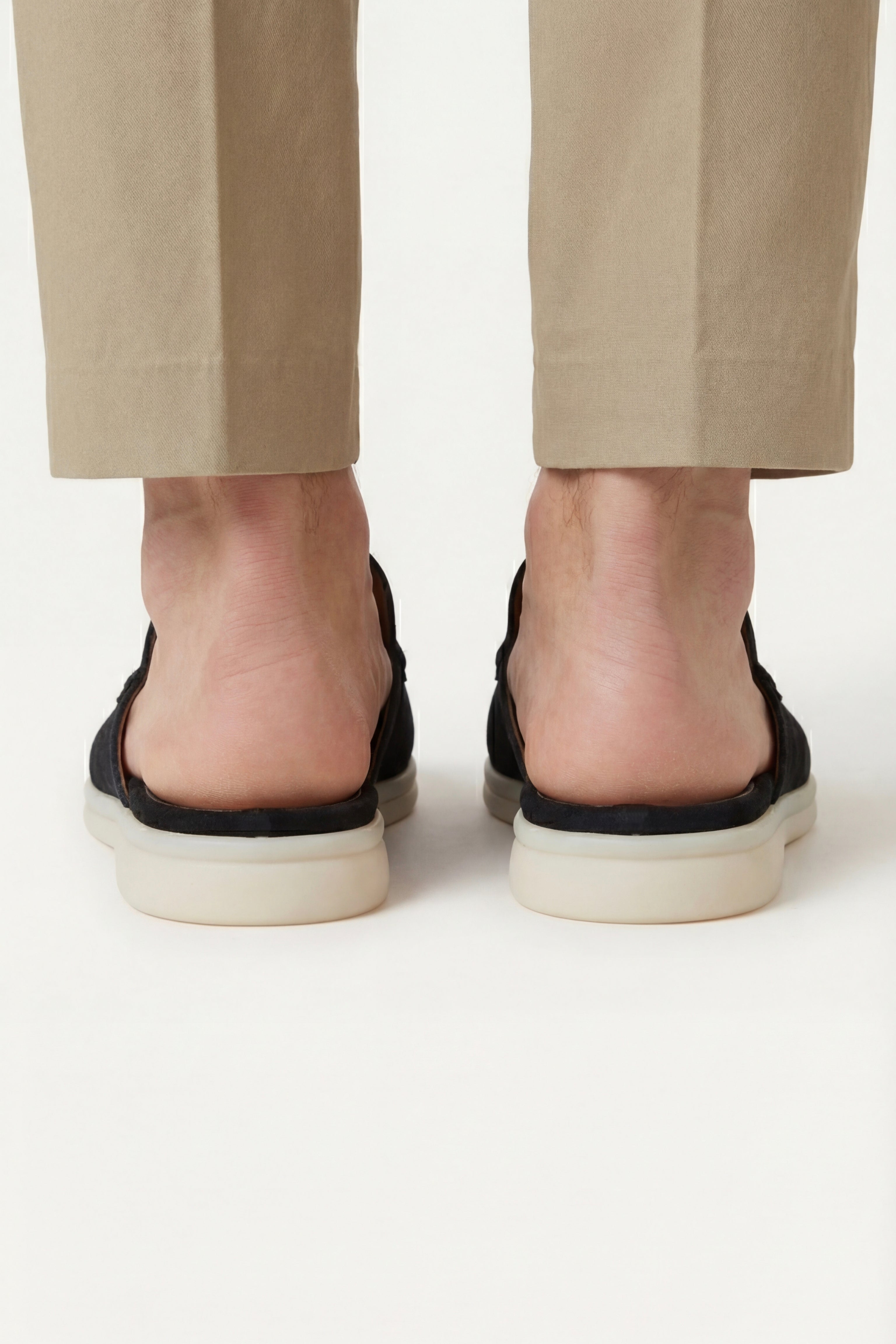 Velaro Mule Black